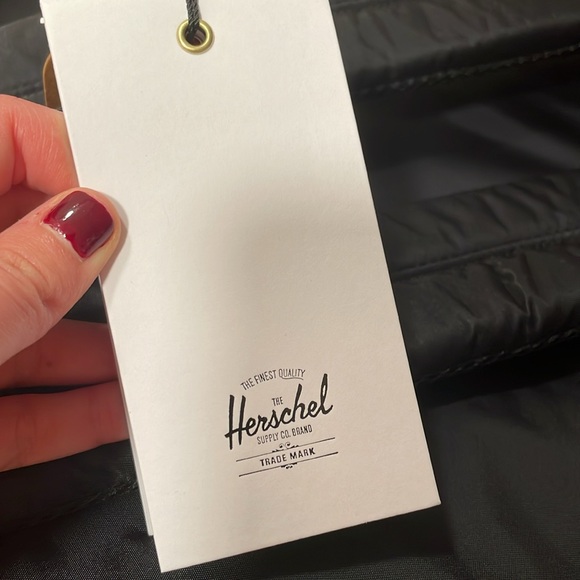 NWT Herschel Black Nylon Heritage Backpack 21.5L - Picture 12 of 16